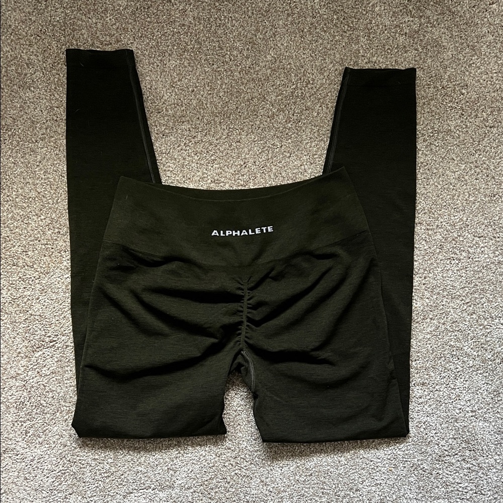 Alphalete Women’s Dark Green Leggings size XL